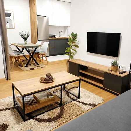 Solu Elegant Apartments Free Parking ,Fast Wi -Fi, New Building Апартаменты Скопье